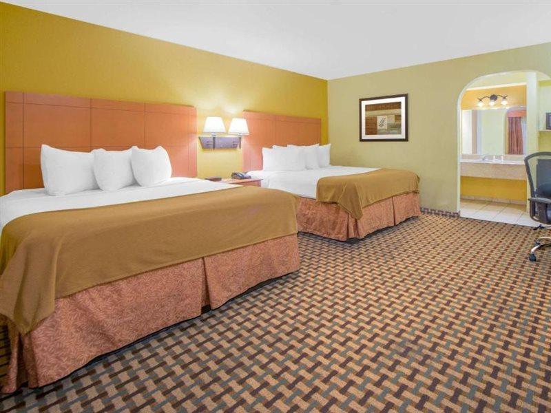 Days Inn By Wyndham Lubbock South Esterno foto