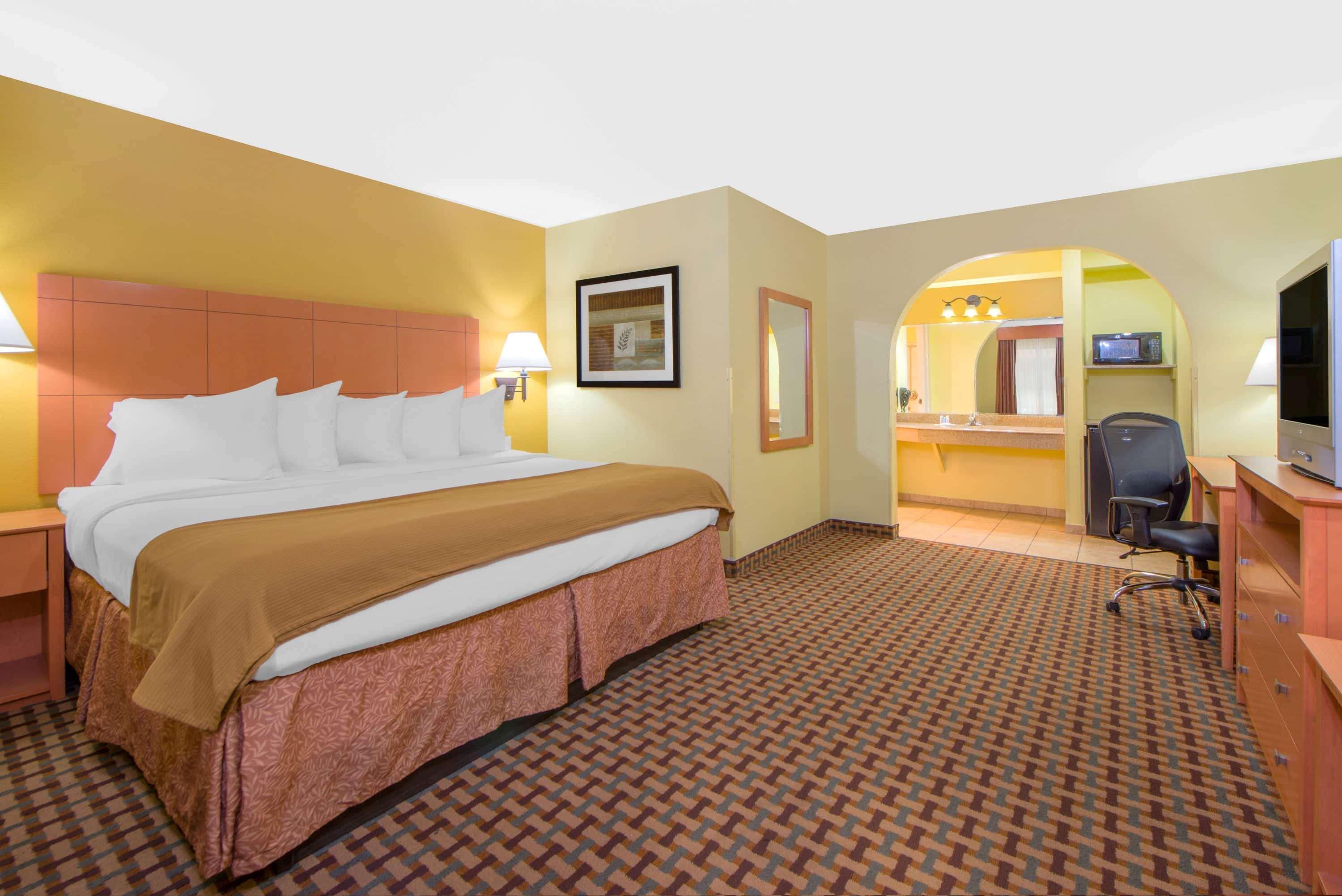 Days Inn By Wyndham Lubbock South Esterno foto