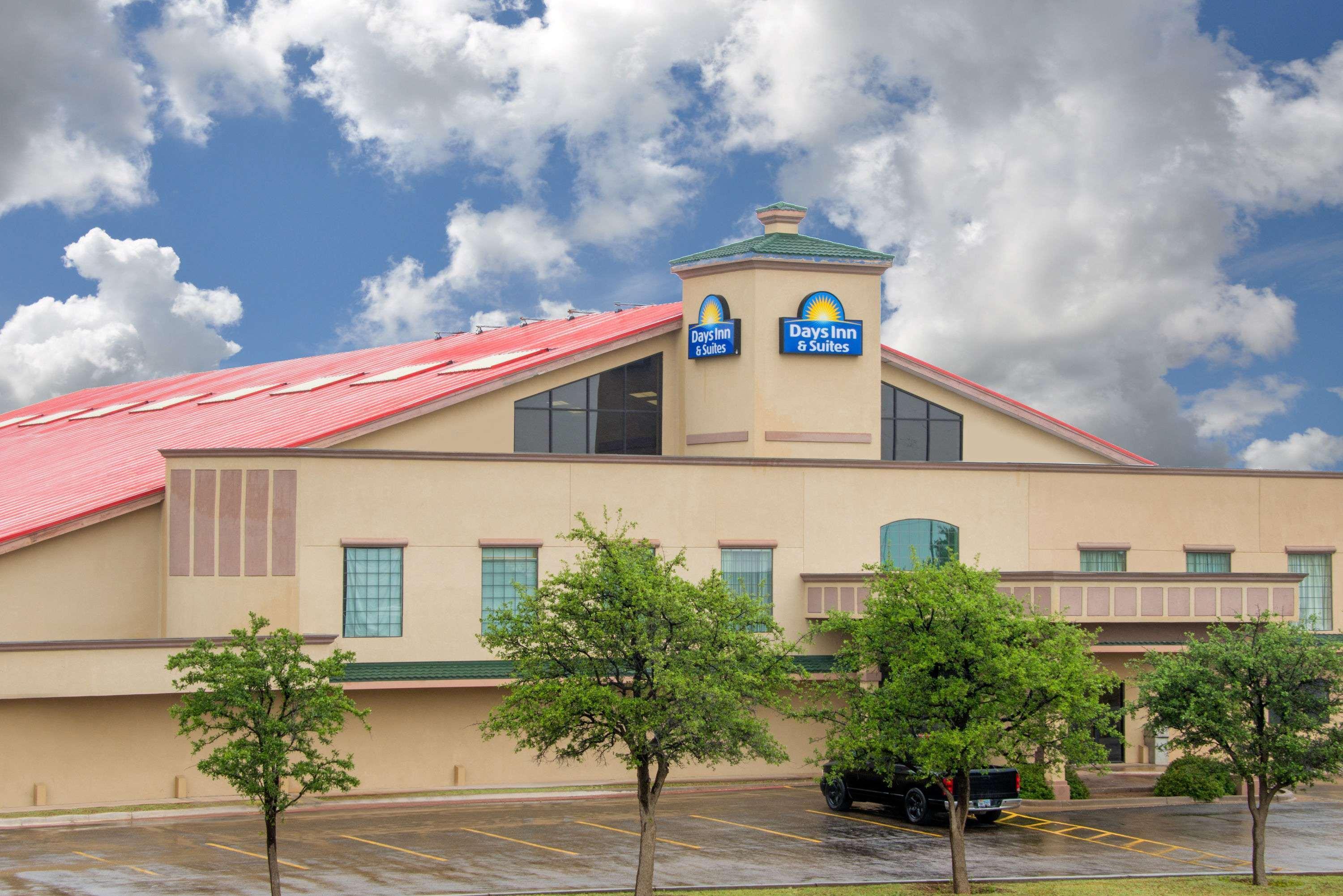 Days Inn By Wyndham Lubbock South Esterno foto