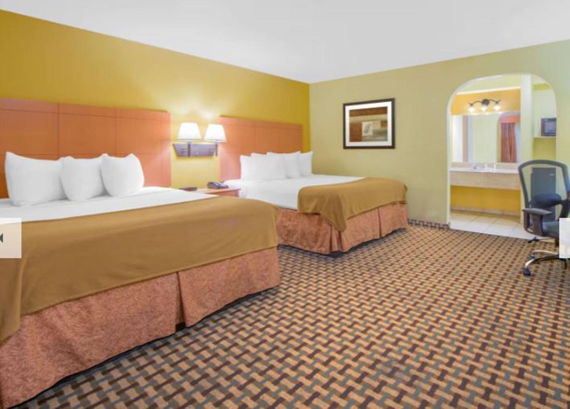 Days Inn By Wyndham Lubbock South Esterno foto